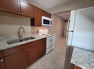 3027 Park Terrace Dr UNIT 12, Rockford, IL 61114