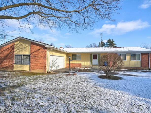 3107 Curtis Dr, Flint, MI 48507