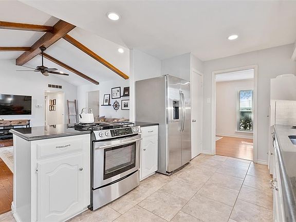 5th image of 9530 Meadowknoll Dr