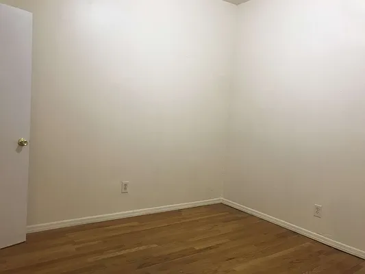 Rented by EXR | media 8