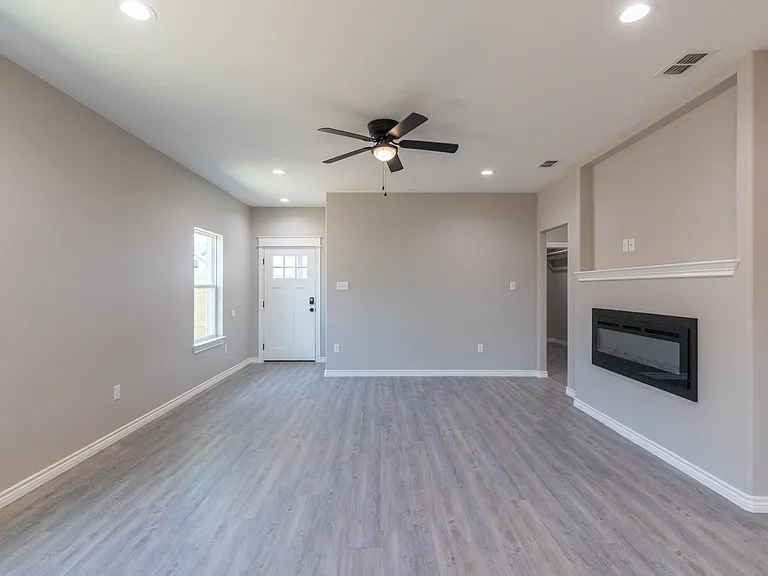 7900 Freedom Crest Ave — Photo 22