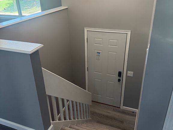 2nd image of 1155 Saint Matthew Ave #1155