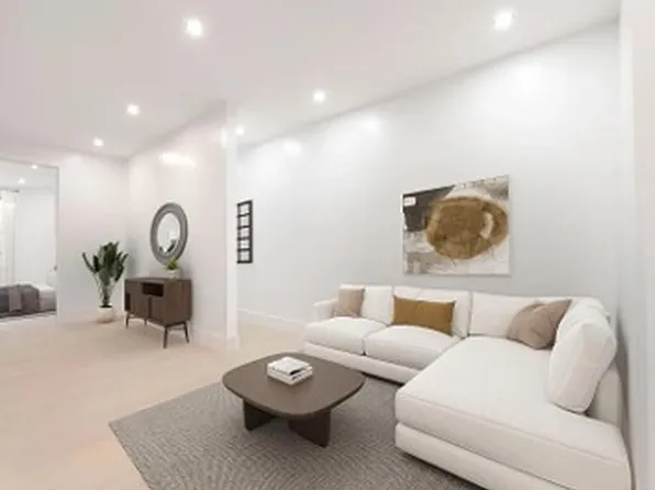 41 Hawthorne Street image 2 of 6