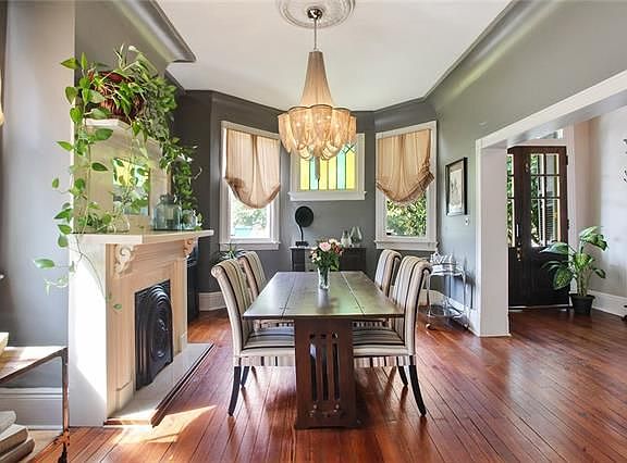 5th image of 4127 Fontainebleau Dr