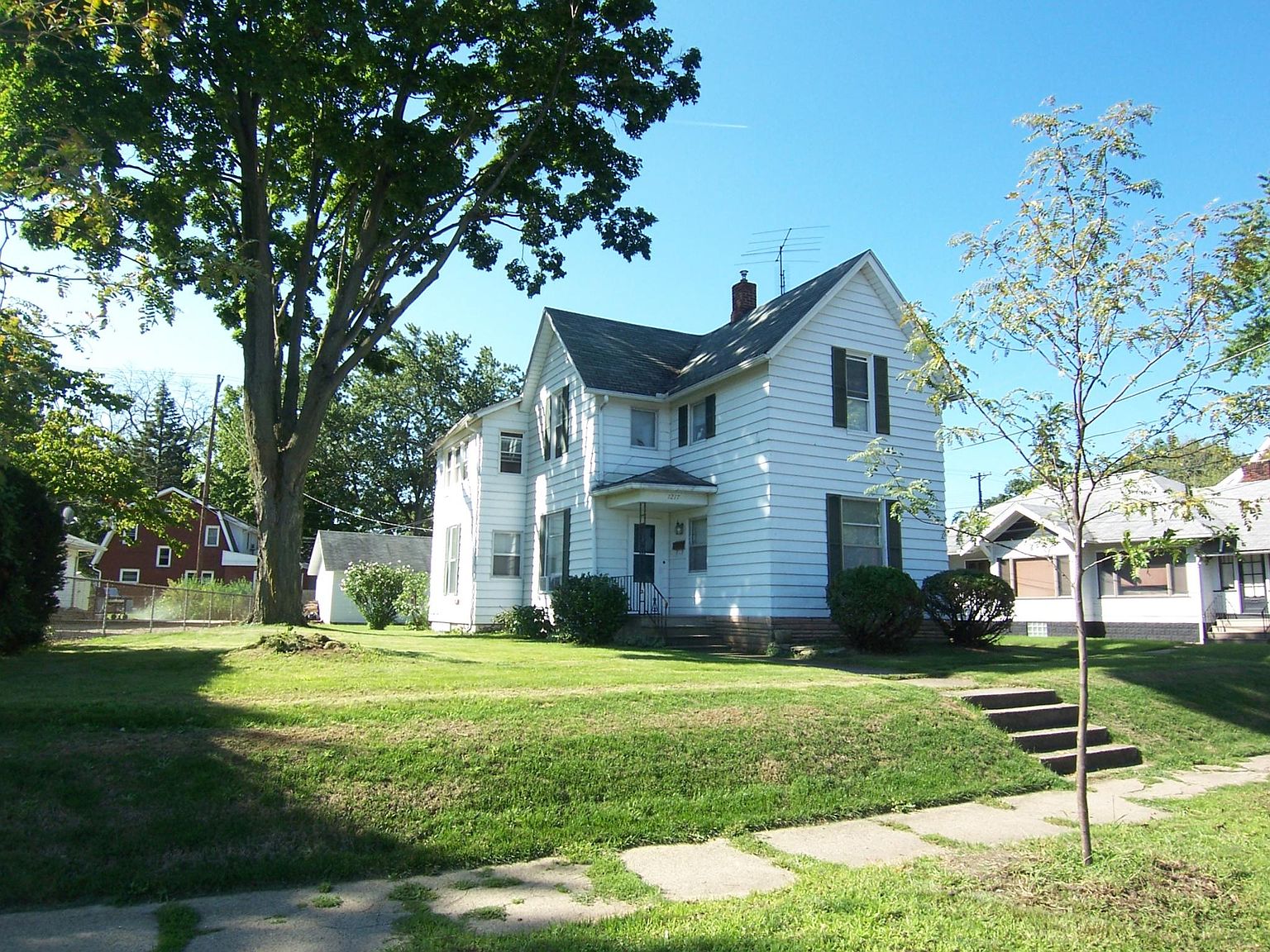 1217 E Jackson Blvd, Elkhart, IN 46516 Zillow
