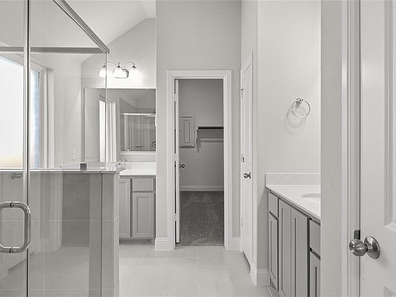 3rd image of 2515 Swallowtail St #2515