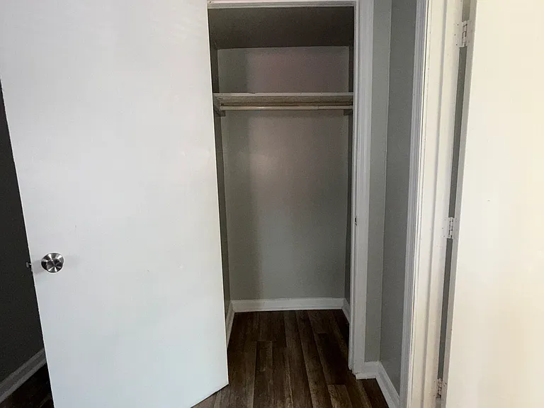 1727 Bridge St #1 — Photo 12