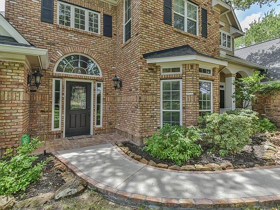 2nd image of 21707 W Yaupon Cir