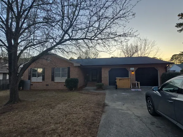 775 Ashfield Dr, Fayetteville, NC 28311