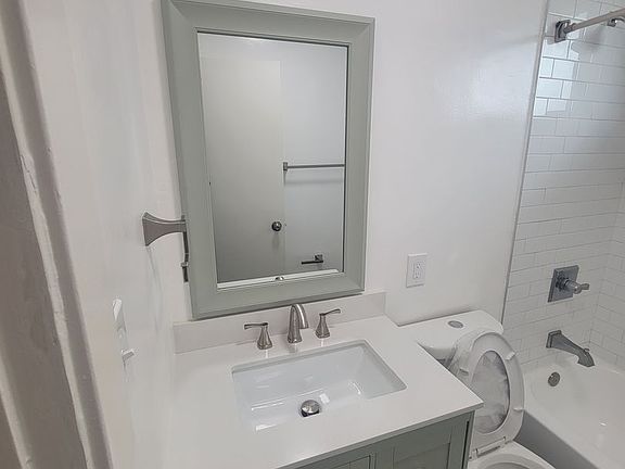 5th image of 12321-27 W Washington Blvd #10-12325