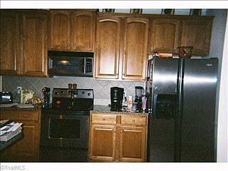 3rd image of 5079 Oak Garden Dr
