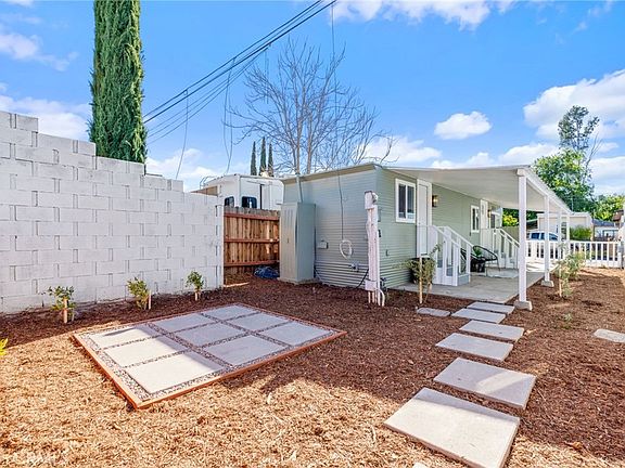 2nd image of 26135 Baseline St Space 18