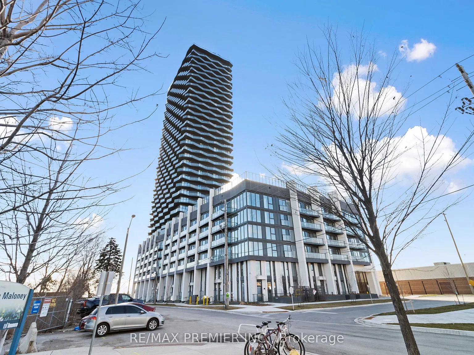 36 Zorra St — Photo 3