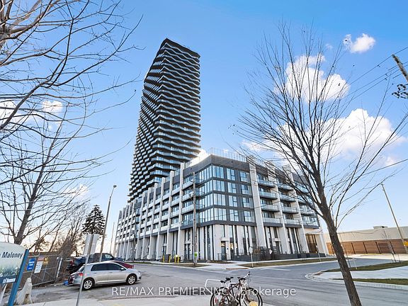 3rd image of 36 Zorra St #1007