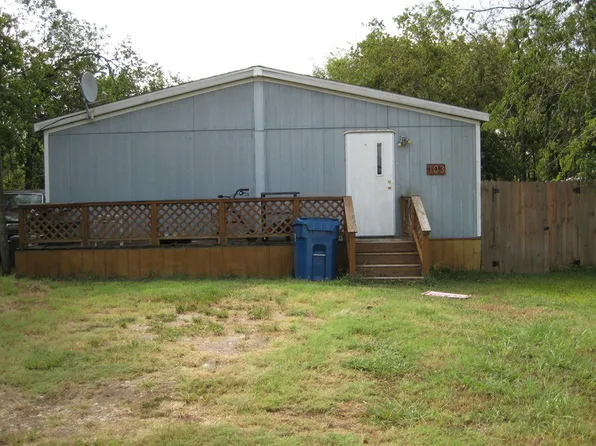 103 N 7th St E, Dawson, TX 76639