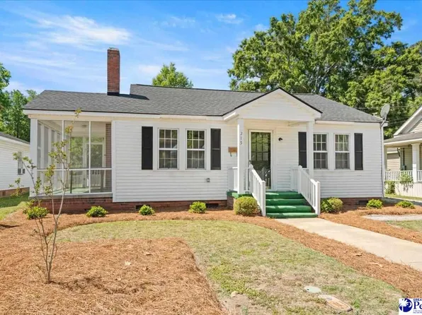 215 W Bond St, Marion, SC 29571