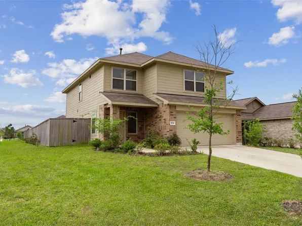 3034 Twisted Myrtle Dr, Conroe, TX 77301