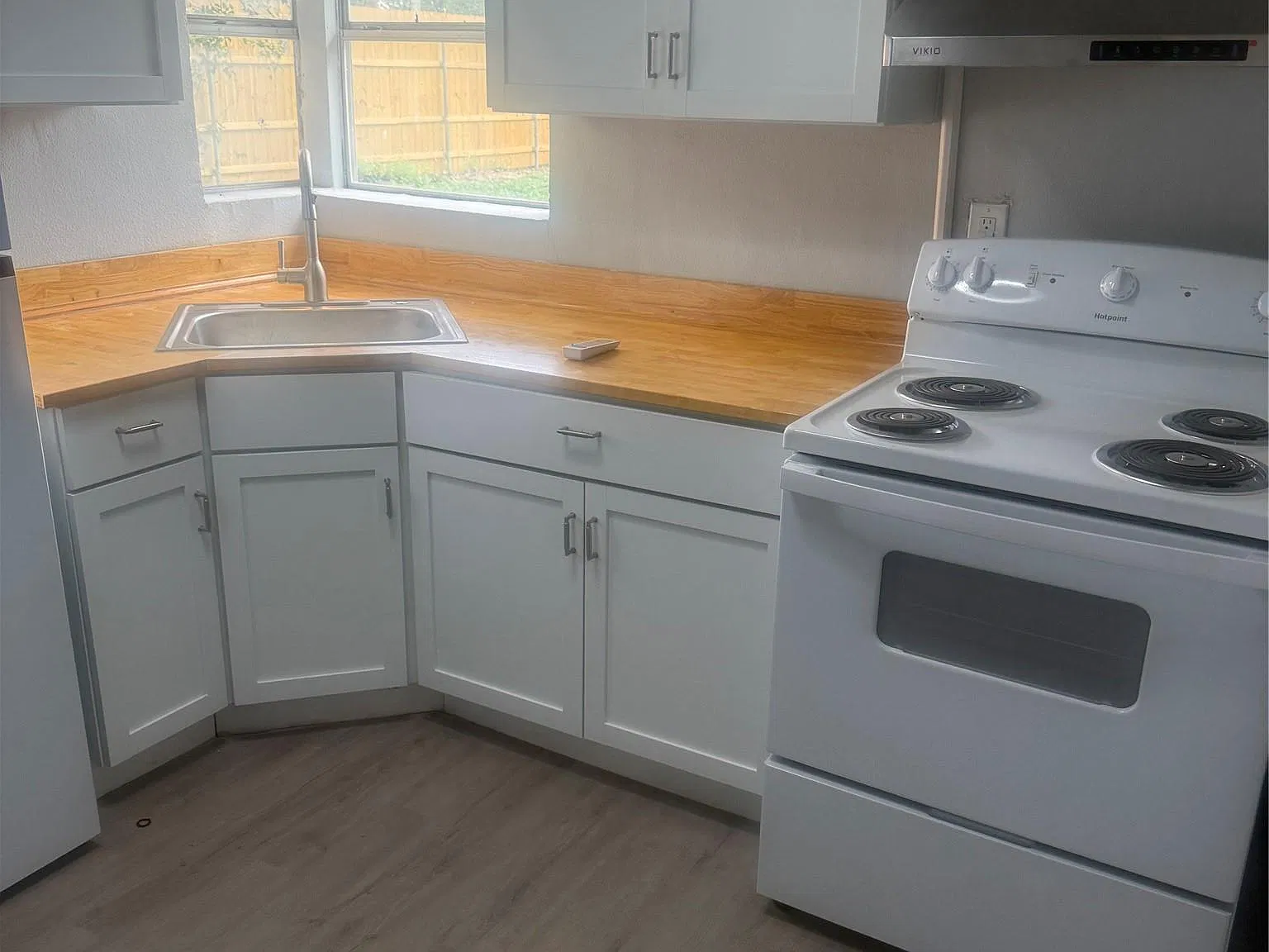 2 bed, 1.0 bath, 1178 sqft, $1,650 — Photo 4