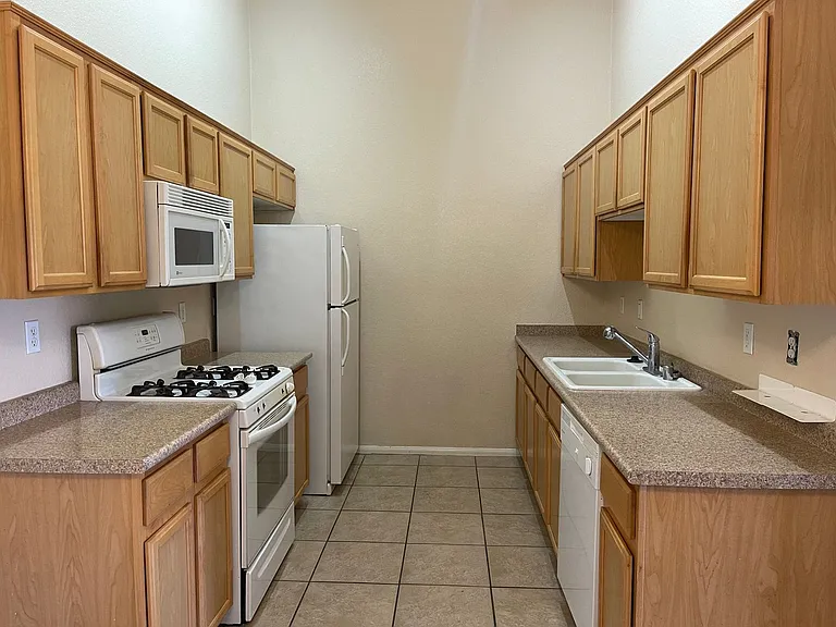3395 Cactus Shadow St #201 — Photo 5