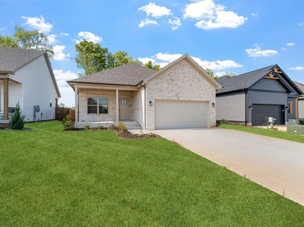 868 McIntyre St, Bowling Green, KY 42104