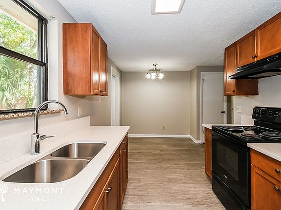 5th image of 7317 Sharbeth Dr S