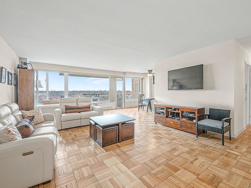 1st image of 16625 Powells Cove Blvd APT 15G