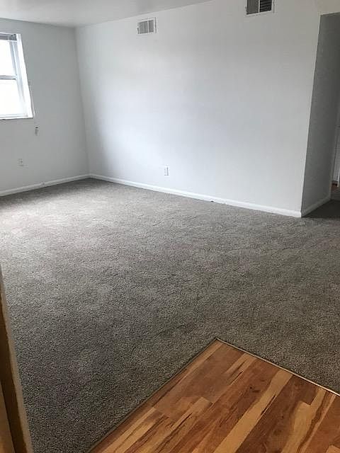 1st image of 3020 Park Ave #12
