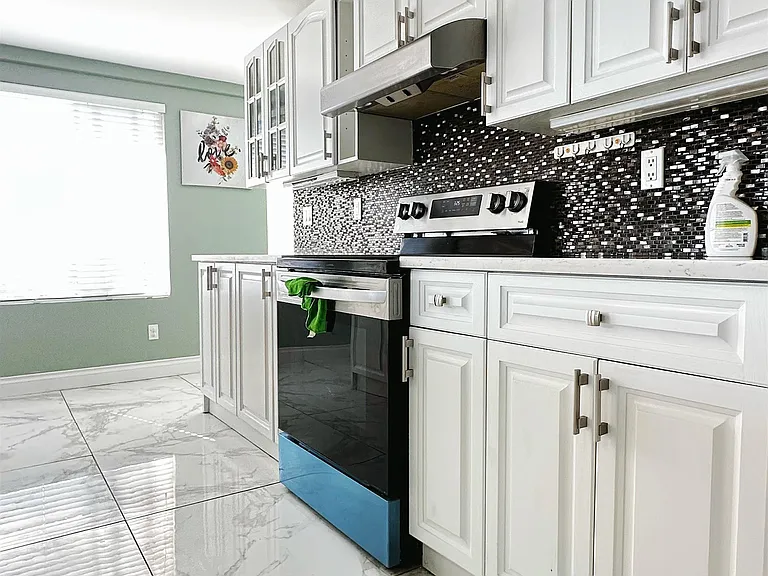 3847 Prospect Rd #UPPER LEVEL — Photo 12