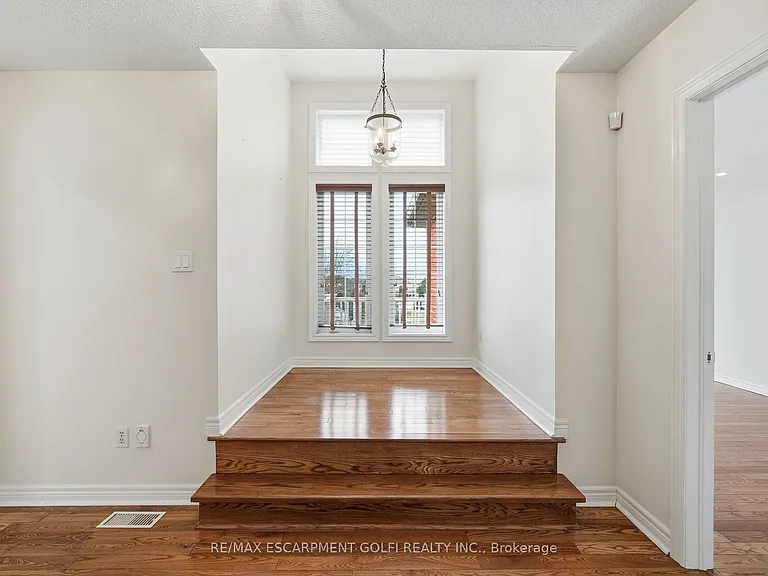 100 Springstead Ave — Photo 14