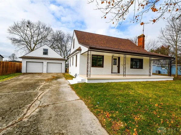 303 N Clay St, New Carlisle, OH 45344