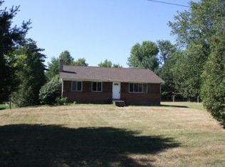 137 Prospect St, Croswell, MI 48422