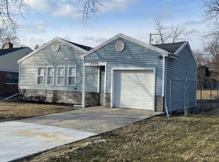 2814 Lexington Dr, Hazel Crest, IL 60429