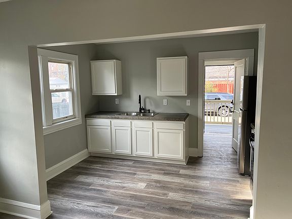 2nd image of 12026 Clifton Blvd APT 1