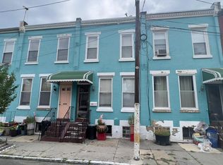 933 Edgley St, Philadelphia, PA 19122