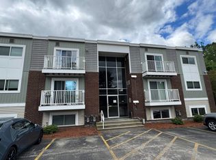 76 Constitution Ave #76F, Londonderry, NH 03053