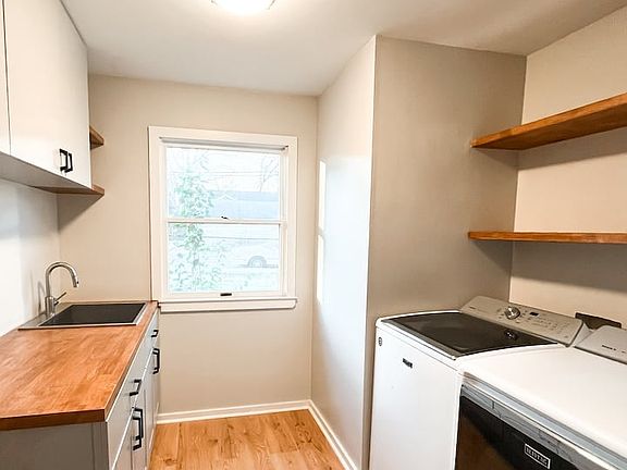3rd image of 1301 Hemlock St
