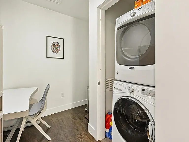 1200 Acoma St #303 — Photo 2