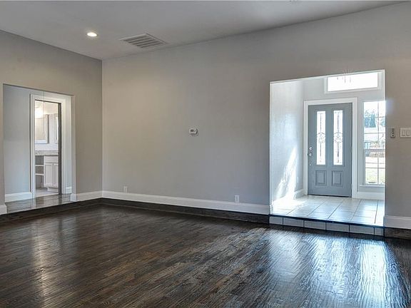 5th image of 1105 Saint Croix Ct