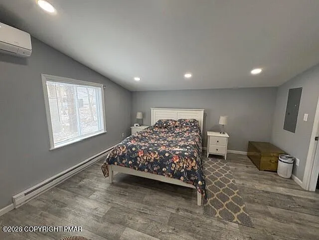 3343 Woodland Dr — Photo 9