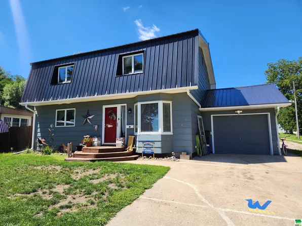 117 Church St, Smithland, IA 51056