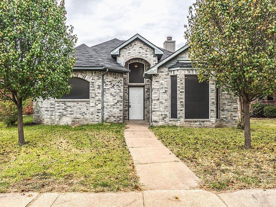 1st image of 2201 Walden Pl