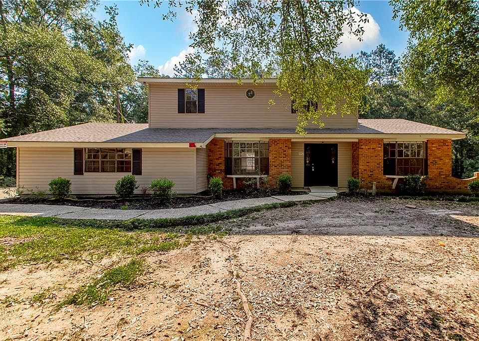 1st image of 17357 Briarwood Dr