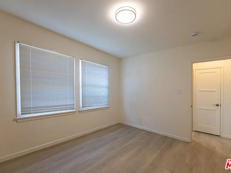 1940 S Robertson Blvd #1 — Photo 22