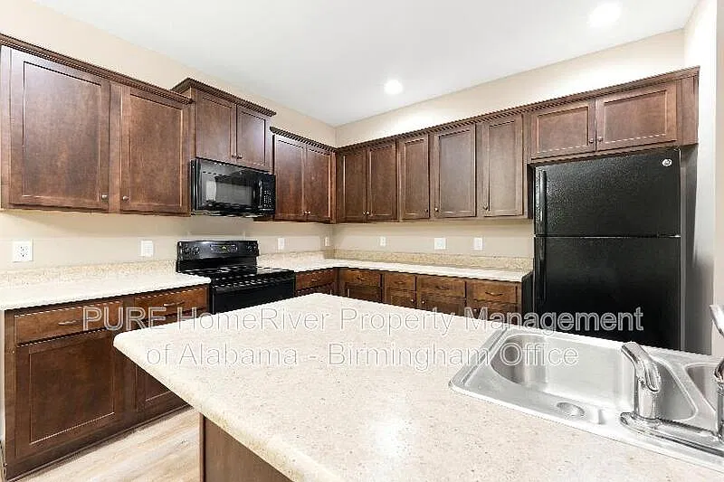 3 bed, 3.0 bath, 1788 sqft, $1,650 — Photo 4