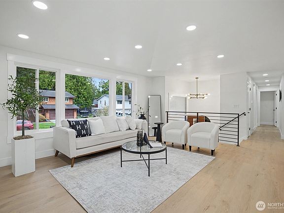 3rd image of 9603 NE 203 Street