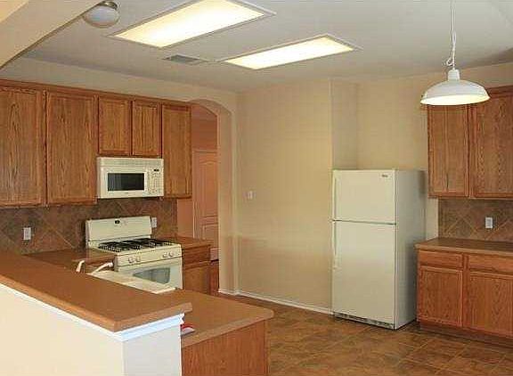 3rd image of 2109 Fall Creek Dr