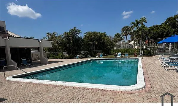 2541 Aragon Blvd #313 — Photo 5