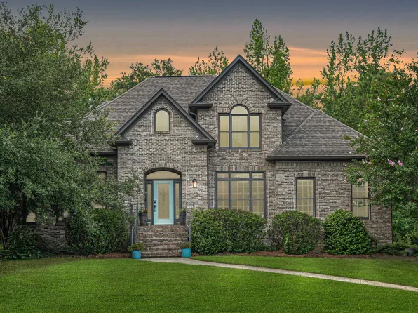 9033 Eagle Valley Ln, Birmingham, AL 35242