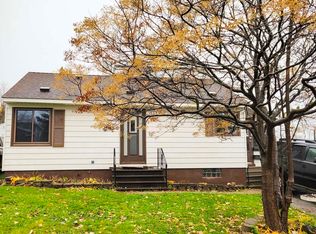 118 E Chisholm St, Duluth, MN 55803