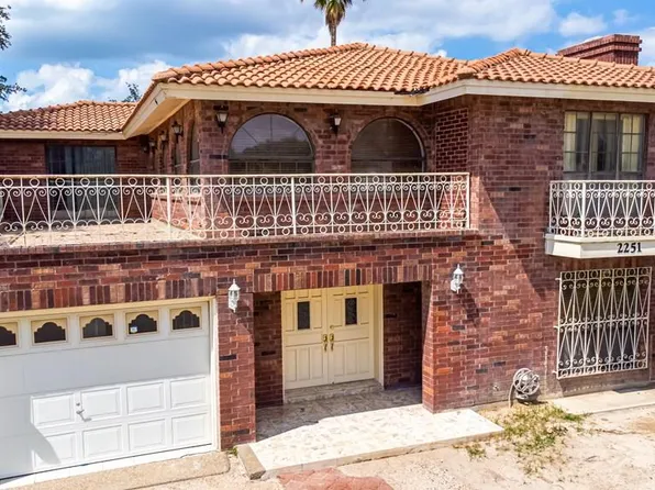 2251 Acapulco Dr, Eagle Pass, TX 78852